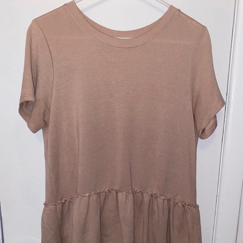 short sleeve ruffle trim top